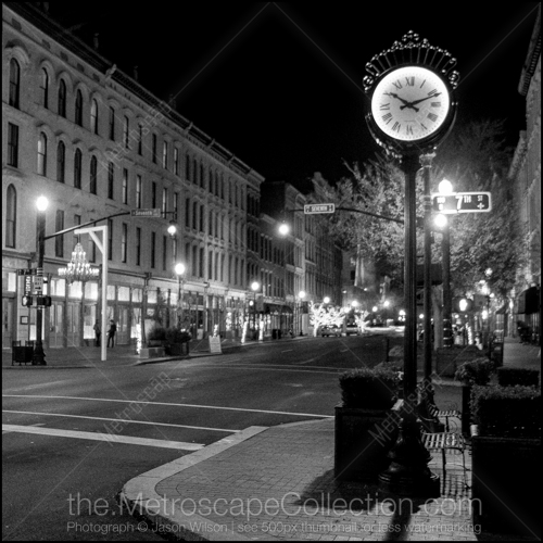 The Clock at Seventh and Main