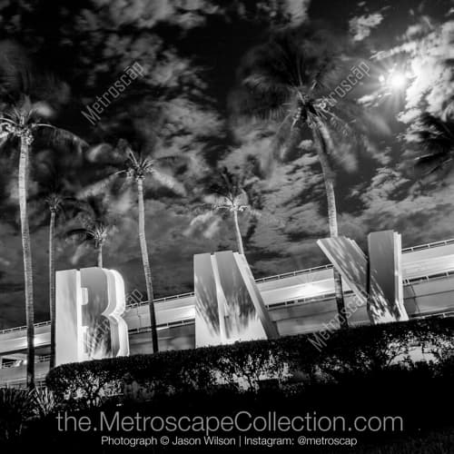 Bayside Sign in Downtown Miami