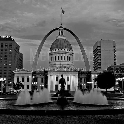 Matte Black MDF Framed Black and White St Louis Photograph: The Gateway Arch over the Old Courthouse in a Square Matte Black MDF Frame